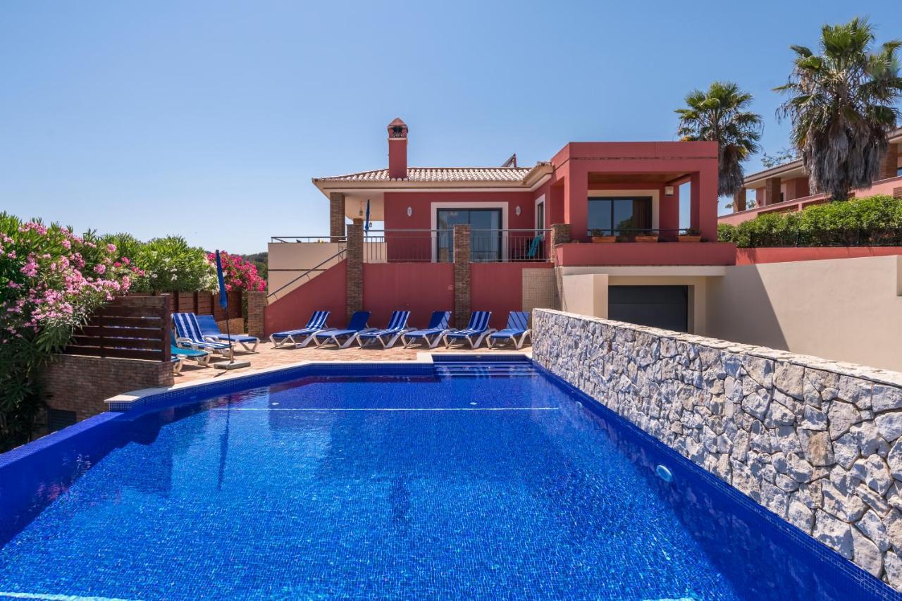 Casa Trafford. Villa *